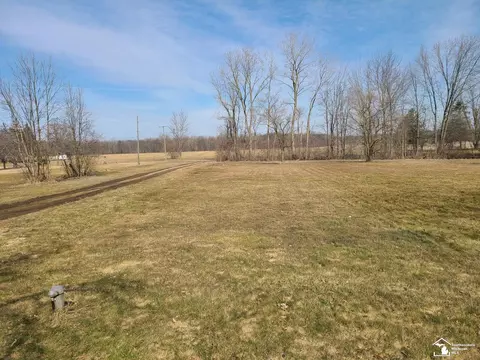 Exterior - 3867 Ohara, Carleton, MI 48117 photo 3 of 5