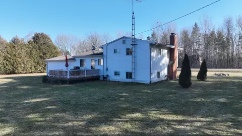 Exterior - 6416 W Stanley, Mount Morris, MI 48458 photo 7 of 7