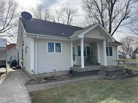 9452 Ash, New Lothrop, MI 48460