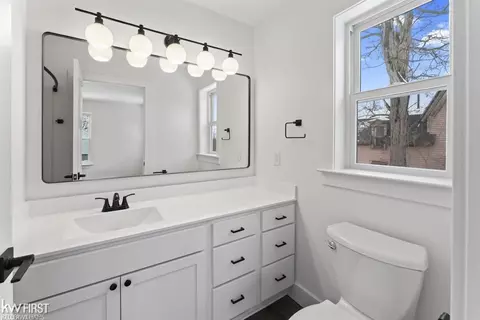 Bath - 416 W Second, Flint, MI 48503 photo 2 of 4