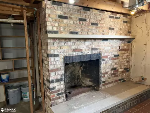 Living - 8377 Neff, Mount Morris, MI 48458 photo 1 of 1
