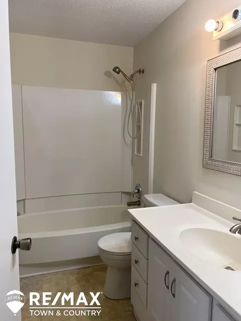 Bath - 8377 Neff, Mount Morris, MI 48458 photo 3 of 3