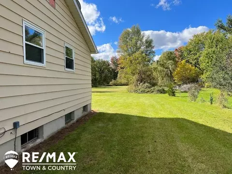 Exterior - 8377 Neff, Mount Morris, MI 48458 photo 10 of 16