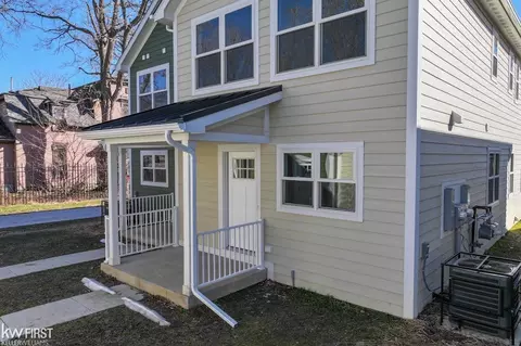 Exterior - 418 W 2nd, Flint, MI 48503 photo 2 of 6
