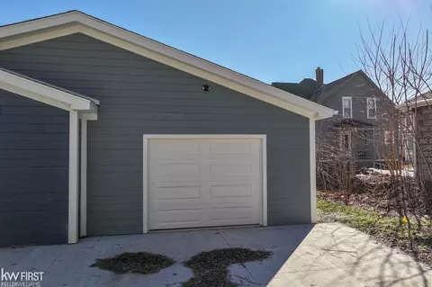 Exterior - 424 W 2nd, Flint, MI 48503 photo 3 of 6
