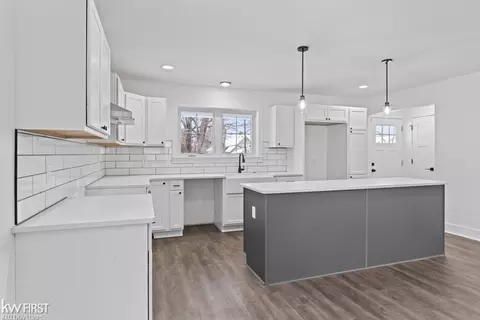 Kitchen - 417 W Second, Flint, MI 48503 photo 2 of 4