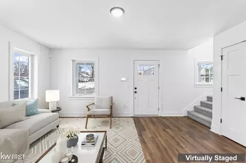 Living - 427 W Second, Flint, MI 48503 photo 1 of 1