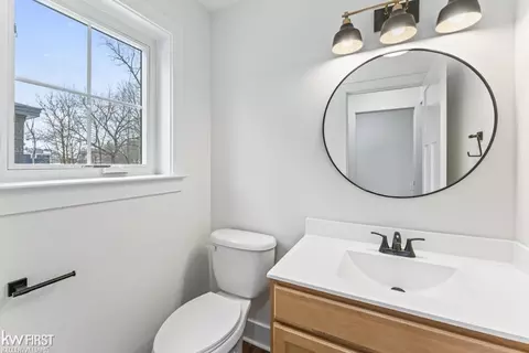 Bath - 427 W Second, Flint, MI 48503 photo 1 of 3