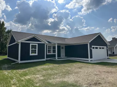 6221 Willowbrook, Saginaw, MI 48638