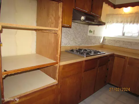 Kitchen - 8440 E Bristol #HOUSE & POLE BARN, Davison, MI 48423 photo 1 of 4