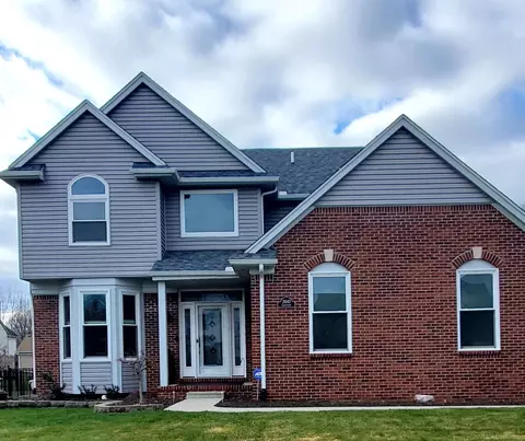 39143 Canterbury, Harrison Township, MI 48045