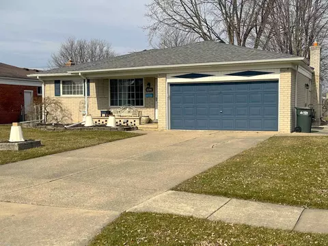 11331 Hemlock, Sterling Heights, MI 48312