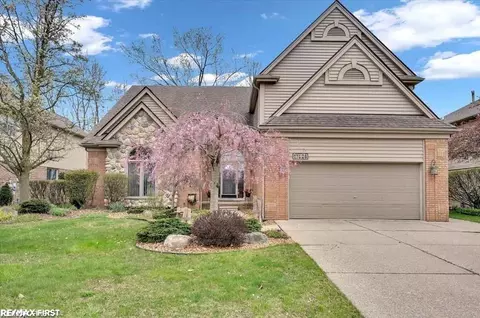 17826 Briarwood, Macomb, MI 48044