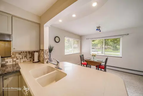 Kitchen - 1238 Anzio, Flint, MI 48507 photo 6 of 6
