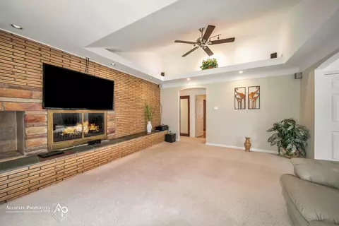 Living - 1238 Anzio, Flint, MI 48507 photo 2 of 4
