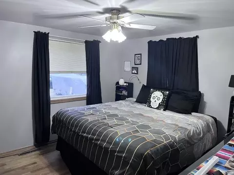 Bedroom - 1090 Cabot, Flint, MI 48532 photo 1 of 4