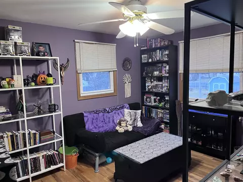 Bedroom - 1090 Cabot, Flint, MI 48532 photo 3 of 4