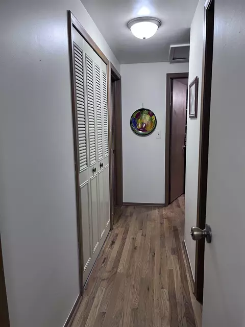 Entry Way - 1090 Cabot, Flint, MI 48532 photo 2 of 2