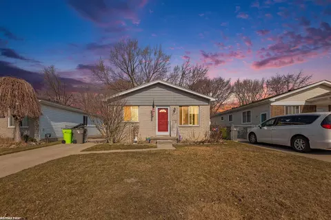 23223 Elmira, Clinton Township, MI 48035