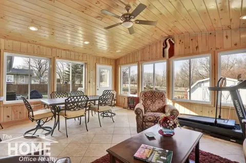 Exterior - 820 Riverlane, Owosso, MI 48867 photo 3 of 11