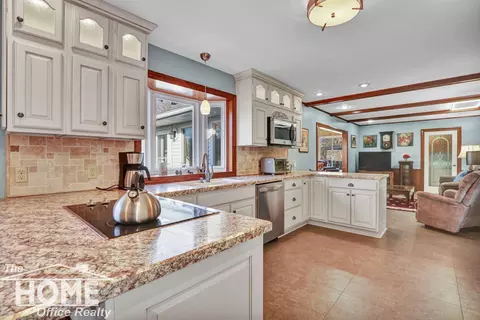 Kitchen - 820 Riverlane, Owosso, MI 48867 photo 1 of 5