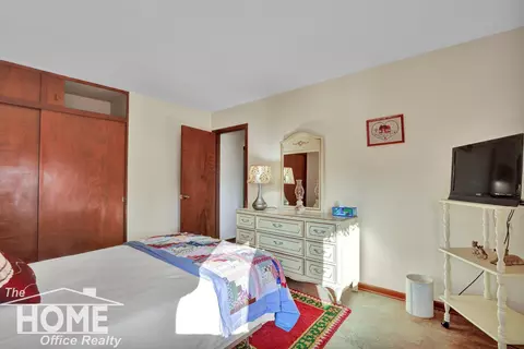 Bedroom - 820 Riverlane, Owosso, MI 48867 photo 3 of 5