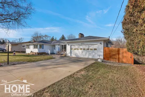 Exterior - 820 Riverlane, Owosso, MI 48867 photo 9 of 11