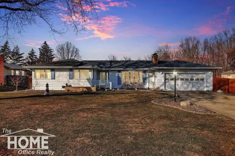 Exterior - 820 Riverlane, Owosso, MI 48867 photo 10 of 11