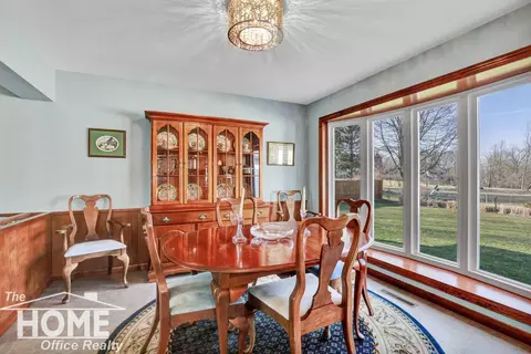 Dining - 820 Riverlane, Owosso, MI 48867 photo 2 of 2