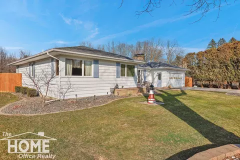 Exterior - 820 Riverlane, Owosso, MI 48867 photo 8 of 11