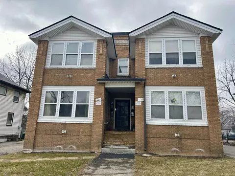 276 Auburn, Pontiac, MI 48342