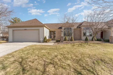 5573 Stoney Crk, Bay City, MI 48706