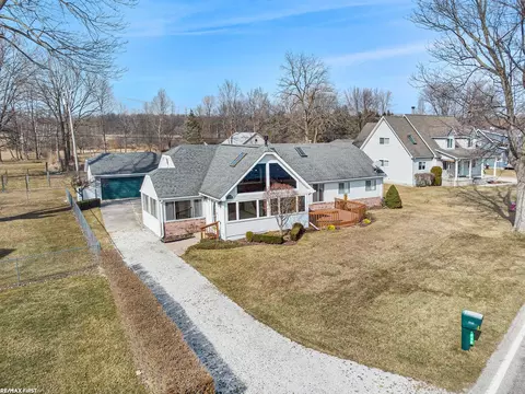 2348 S Channel, Harsens Island, MI 48028