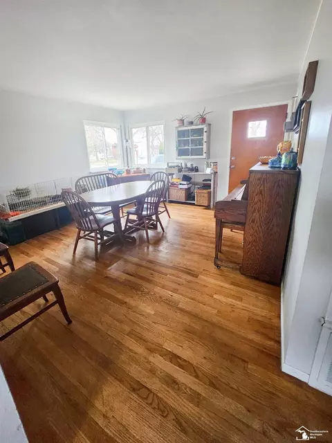 Dining - 516 Donnalee, Monroe, MI 48162 photo 1 of 1