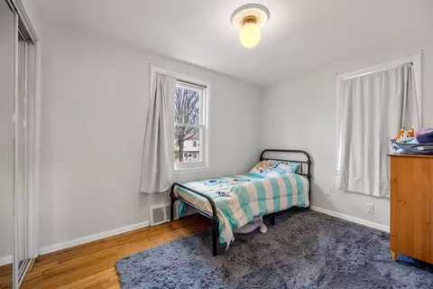 Bedroom - 2209 Hampton, Grosse Pointe Woods, MI 48236 photo 3 of 8