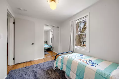 Bedroom - 2209 Hampton, Grosse Pointe Woods, MI 48236 photo 4 of 8