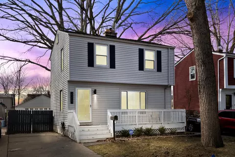 Exterior - 2209 Hampton, Grosse Pointe Woods, MI 48236 photo 2 of 4