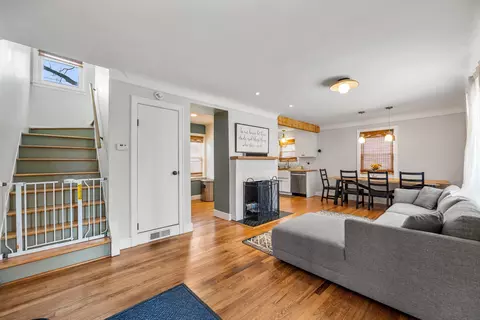 Living - 2209 Hampton, Grosse Pointe Woods, MI 48236 photo 3 of 5