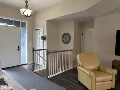 Living - 8500 Devin, Davison, MI 48423 photo 1 of 6