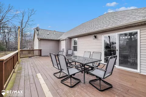 Exterior - 8500 Devin, Davison, MI 48423 photo 3 of 8