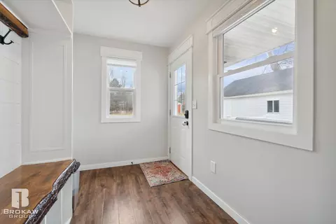 Entry Way - 10177 E Coldwater, Davison, MI 48423 photo 1 of 3