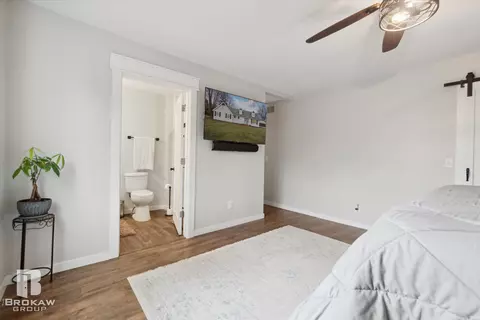 Bedroom - 10177 E Coldwater, Davison, MI 48423 photo 6 of 10