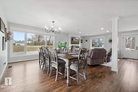 Dining - 10177 E Coldwater, Davison, MI 48423 photo 1 of 3