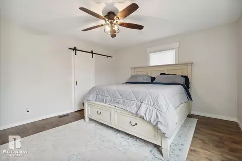 Bedroom - 10177 E Coldwater, Davison, MI 48423 photo 5 of 10