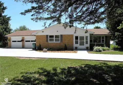 210 Wales Rdg, Wales, MI 48027