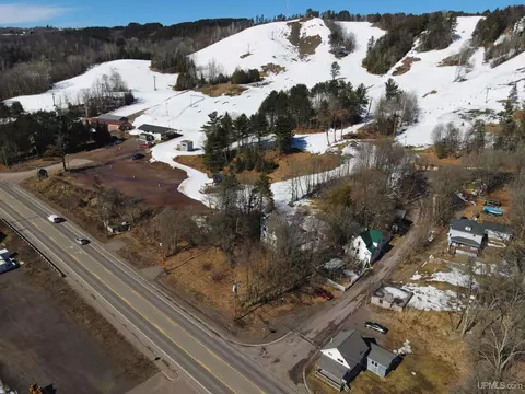 20688 Royce, Hancock, MI 49930