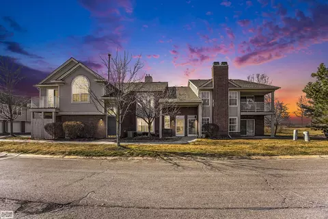 43375 Woodbridge, Clinton Township, MI 48038