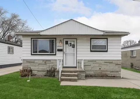 27200 Winslow Ave, Warren, MI 48092