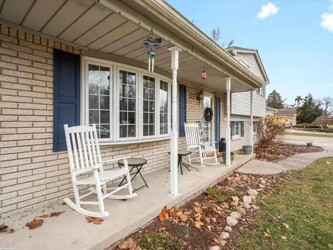 Exterior - 46347 Franks, Shelby Township, MI 48315 photo 5 of 9