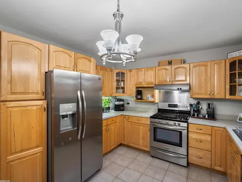 Kitchen - 46347 Franks, Shelby Township, MI 48315 photo 1 of 2